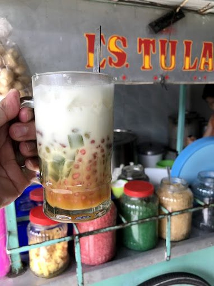 Es campur populer di Jakarta Es campur populer di Jakarta