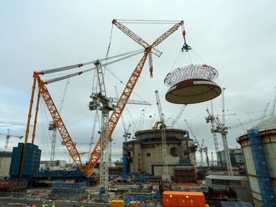 Intip Proyek PLTN Inggris, Kubah Reaktor Kedua Mulai Terpasang