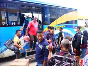 Jasa Angkut Barang Pelabuhan Tarakan Capai Rp 15 Ribu, Penumpang Ngeluh Jasa Angkut Barang Pelabuhan Tarakan Capai Rp 15 Ribu, Penumpang Ngeluh