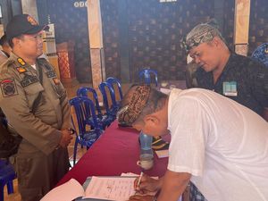 Konflik TPA Ilegal Diselesaikan Lewat RJ, Pemilik Lahan Sepakat Tutup TPA Konflik TPA Ilegal Diselesaikan Lewat RJ, Pemilik Lahan Sepakat Tutup TPA