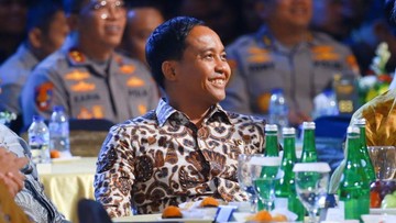 Menhut Puji Peraih Hoegeng Awards 2025: Luar Biasa, Keren Sekali!