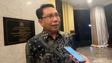 Wakil Rektor UIN Tersentuh Lihat Dedikasi Para Peraih Hoegeng Awards 2025