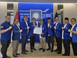 Zulhas Tunjuk Bupati Bima Jadi Sekretaris DPW PAN NTB 2025-2030 Zulhas Tunjuk Bupati Bima Jadi Sekretaris DPW PAN NTB 2025-2030