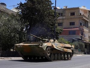 Suriah Terjepit Konflik Internal dan Serangan Israel