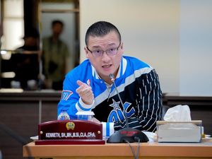 Kenneth DPRD DKI Minta Rencana Kenaikan Iuran BPJS Kesehatan Dikaji Ulang Kenneth DPRD DKI Minta Rencana Kenaikan Iuran BPJS Kesehatan Dikaji Ulang