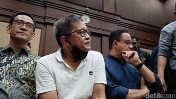 Anies hingga Rocky Gerung Hadiri Sidang Vonis Tom Lembong