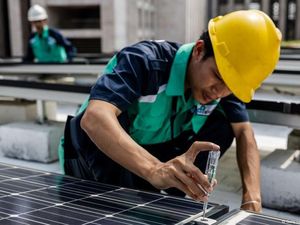 Asosiasi Panel Surya AS Minta Impor dari Indonesia Dikenakan Tarif