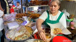 Sedapnya Bakmi Goreng Sambal Kacang Tersembunyi di Glodok