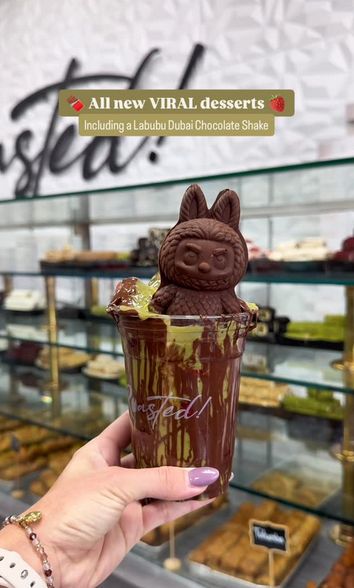 Kreasi Cokelat Dubai Labubu di Toko Cokelat ala Timur Tengah yang ada di Tampa, Florida, Amerika.