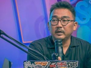 Berpikir Punya Hidup Sendiri Itu Salah Rasanya Berpikir Punya Hidup Sendiri Itu Salah Rasanya