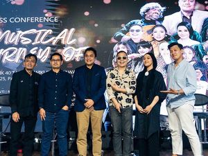 Dwiki Dharmawan Gelar Konser Rayakan 40 Tahun Berkarya Dwiki Dharmawan Gelar Konser Rayakan 40 Tahun Berkarya