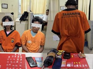 Empat Pengedar Sabu di Babel Diringkus Polisi Empat Pengedar Sabu di Babel Diringkus Polisi