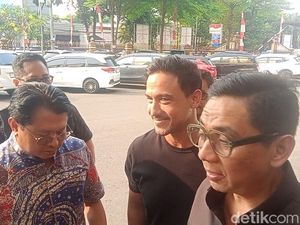Video: Tujuan Hamish Daud Sambangi Polres Jaksel Video: Tujuan Hamish Daud Sambangi Polres Jaksel