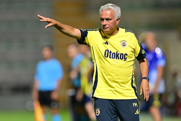 PORTIMAO, PORTUGAL - JULY 17: Fenerbahce head coach Jose Mourinho reacts during a pre-season friendly match against Portimonense in Portimao, Portugal, on July 17, 2025. (Photo by Serhat Cagdas/Anadolu via Getty Images)
