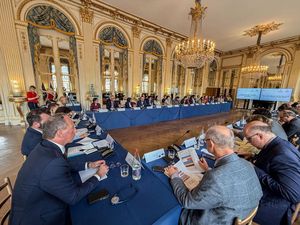 Bertemu di Paris, RI dan Prancis Bahas Kerja Sama Ekonomi Kreatif