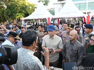 Mentrans Lepas Ekspor Biji Kakao Fermentasi dari Polewali Mandar ke Jepang Mentrans Lepas Ekspor Biji Kakao Fermentasi dari Polewali Mandar ke Jepang