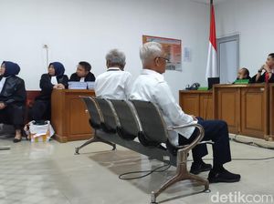 Kasus Penjualan Aset YSB, 3 Terdakwa Dituntut Hukuman Berbeda Kasus Penjualan Aset YSB, 3 Terdakwa Dituntut Hukuman Berbeda