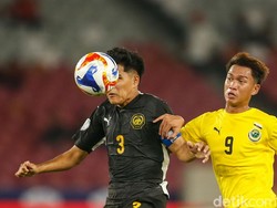 Malaysia juga dominasi penguasaan bola dengan 79 persen berbanding 21 persen. 