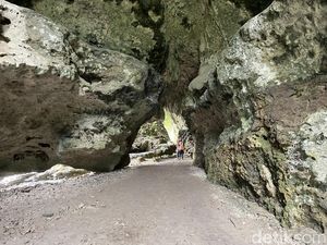 Misteri di Balik Keindahan Goa Parat Misteri di Balik Keindahan Goa Parat