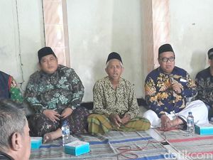Viral Guru Madin di Demak Diminta Uang Damai Rp 25 Juta Usai Tampar Murid Viral Guru Madin di Demak Diminta Uang Damai Rp 25 Juta Usai Tampar Murid