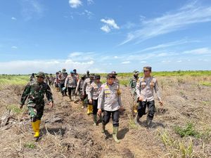 Peringatan Keras Kapolda Riau terhadap Pembakar 100 Ha Lahan di Rohil Peringatan Keras Kapolda Riau terhadap Pembakar 100 Ha Lahan di Rohil