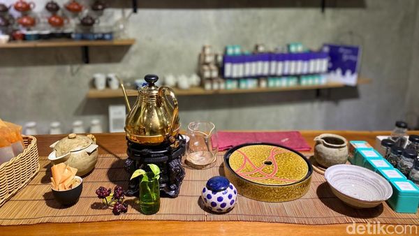 Ada Racikan Teh Empress Oolong hingga Ny. Plump di Glodok