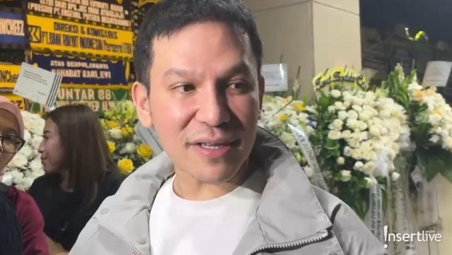 Berita Viral Selebriti dari InsertLive : Temani Sarwendah di Rumah Duka, Jordi Onsu: Nggak Ada yang Pernah Berubah