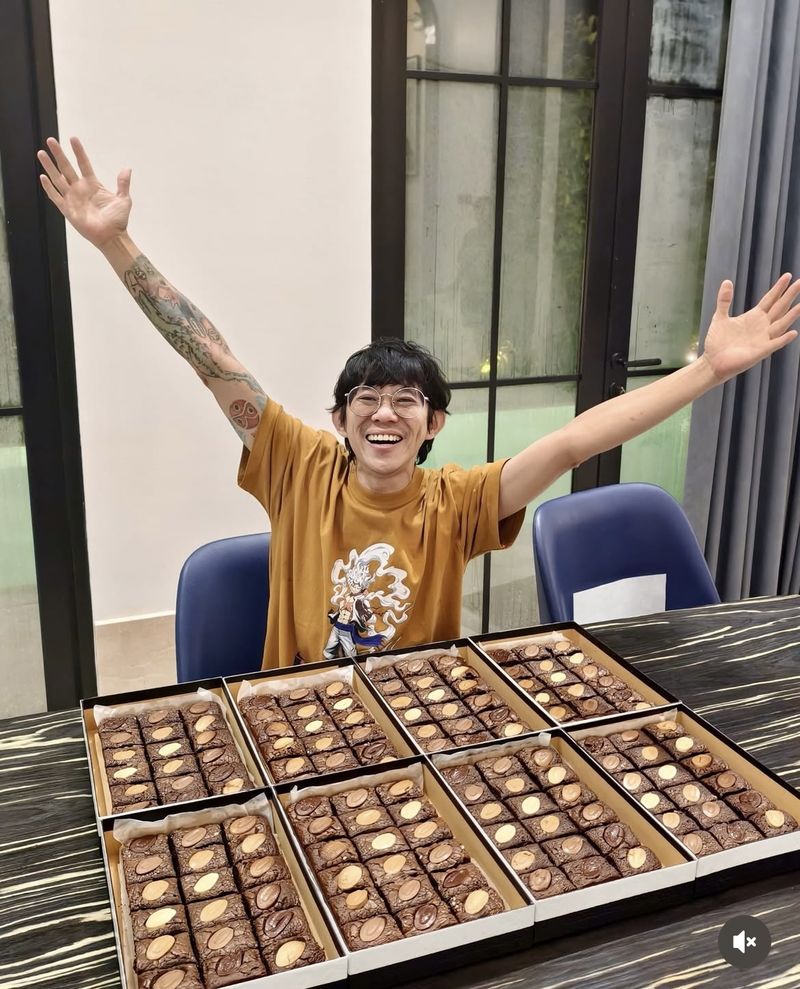 Konten Kreator Amrazing Jual Brownies Rp 1,2 Juta, Mahal Tapi Diantre!