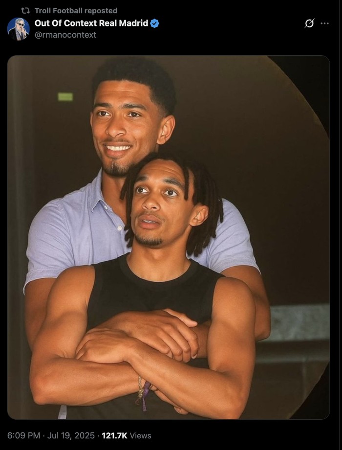 Meme Pemain Bola CEO Konser Meme Pemain Bola ala CEO yang kepergok di Konser Coldplay