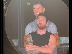 Messi muncul lagi dalam meme berbeda, kali ini dengan sesama GOAT yakni Cristiano Ronaldo! Foto: dok. Internet/X (Twitter)