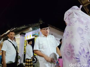Mendes Yandri Nginap di Rumah Warga Jelang Peluncuran Kopdes Merah Putih Mendes Yandri Nginap di Rumah Warga Jelang Peluncuran Kopdes Merah Putih