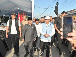 Dampingi Zulhas, Mendes Yandri Cek Persiapan Launching Kopdes Merah Putih Dampingi Zulhas, Mendes Yandri Cek Persiapan Launching Kopdes Merah Putih