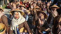 Meriah, Kirab Budaya Sunan Kuning Ramaikan Semarang