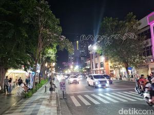 Macet Berkurang Sejak Tak Ada Parkir di Tepi Jalan Tunjungan
