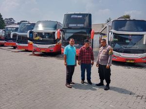 Viral Lansia dari Sragen Cari Anak di Tangsel, Polisi Turun Tangan Membantu