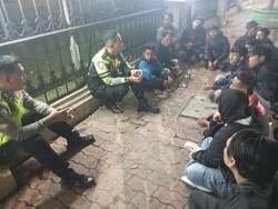 Satlantas Polres Jember Sapa Komunitas Otomotif Ajak Tertib Lalu lintas