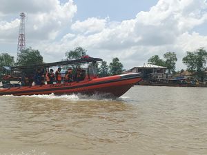 Pencarian Nelayan Hilang di Banyuasin Diperluas hingga Jalur Kapal Feri Pencarian Nelayan Hilang di Banyuasin Diperluas hingga Jalur Kapal Feri
