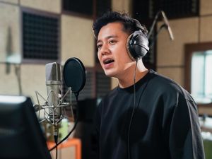 Adiw Debut Jadi Solois Lewat Tertuliskah Namaku