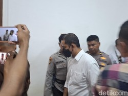 Hakim Tolak Eksepsi Eks Kapolres Ngada, Sidang Kasus Asusila Berlanjut