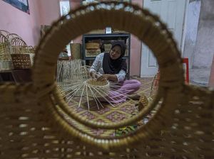 Kerajinan Anyaman Kendari Tembus Pasar Internasional Kerajinan Anyaman Kendari Tembus Pasar Internasional