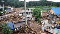 Kota di Korsel Porak-poranda Diterjang Banjir dan Longsor
