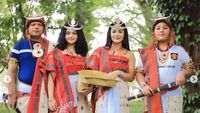8 Foto Krisdayanti & Keluarga Liburan ke Timor Leste, Kompak Pakai Baju Adat