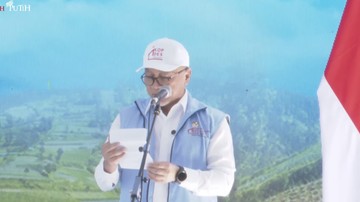 Peluncuran Kopdes Merah Putih, Zulhas Pedomani Arahan Prabowo soal Swasembada