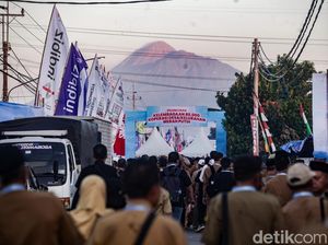 Suasana Meriah dan Sambutan Positif Kades soal Koperasi Desa Merah Putih Suasana Meriah dan Sambutan Positif Kades soal Koperasi Desa Merah Putih