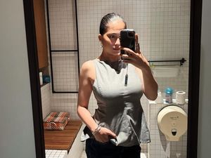 7 Foto Transformasi Diet Sitha Marino: Dari Hampir Obesitas Jadi Makin Fit 7 Foto Transformasi Diet Sitha Marino: Dari Hampir Obesitas Jadi Makin Fit