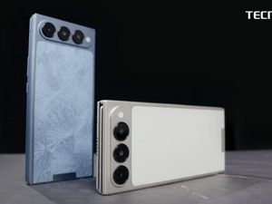 Keren! Tecno Phantom Ultimate G Fold, HP Lipat Tiga Paling Tipis Keren! Tecno Phantom Ultimate G Fold, HP Lipat Tiga Paling Tipis