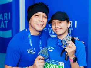 Allea Pamer Medali Lari Pertama, Ariel NOAH Beri Selamat