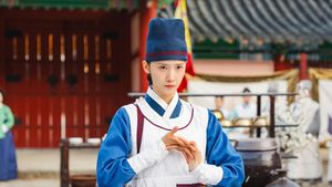 Lim Yoona Terjebak di Masa Lalu, Jadi Chef Raja Angkuh