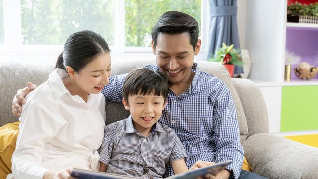 Cara Bunda Mencintai Ayah Bisa Pengaruhi Gaya Mendisiplinkan Anak, Ini Kata Studi
