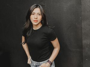 Dita Fakhrana Ngotot Lihat KTP Saat Didekati Rino Yosiaki Dita Fakhrana Ngotot Lihat KTP Saat Didekati Rino Yosiaki
